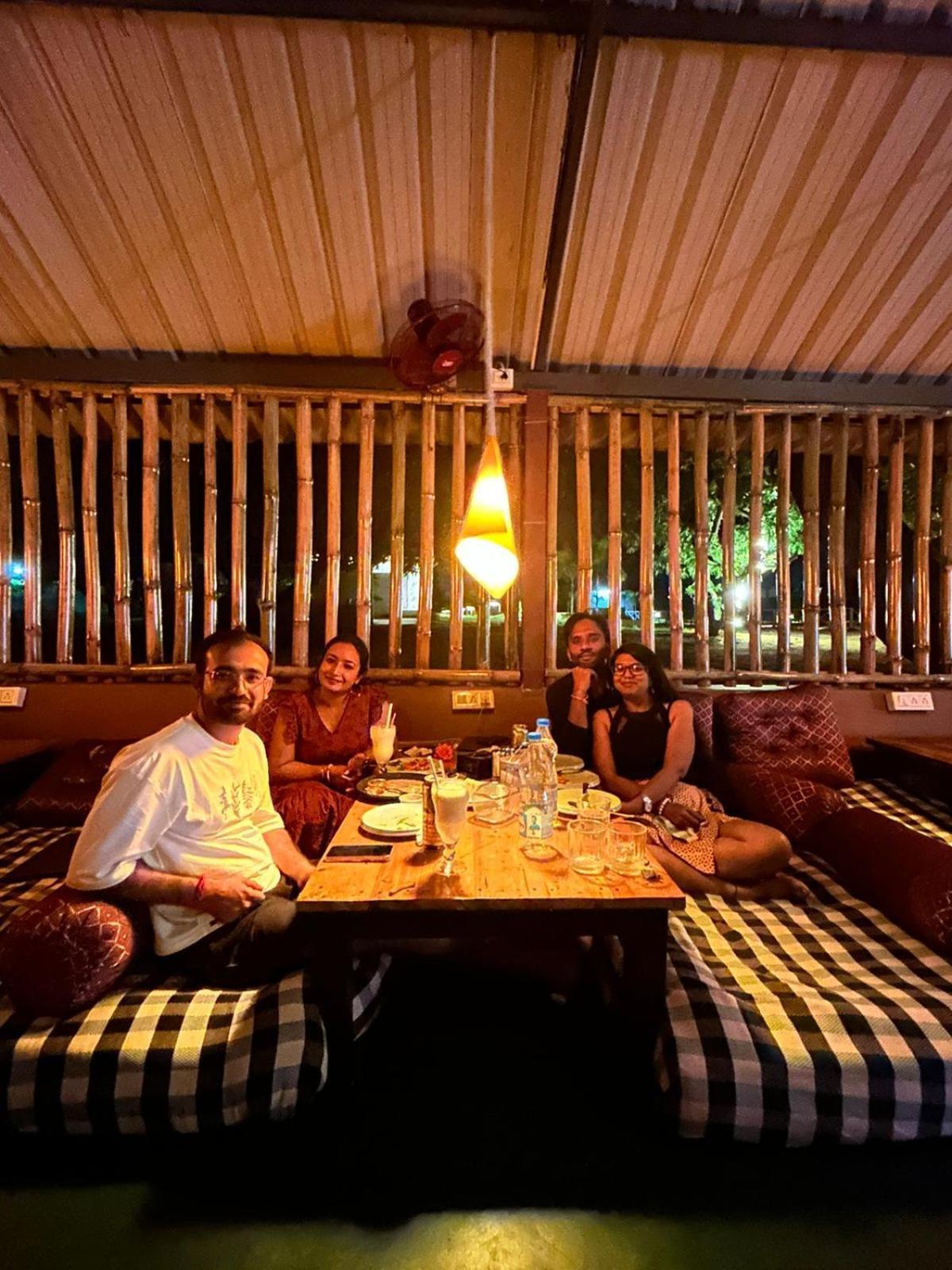 Hampi Village Resort & Tutti Cafe Esterno foto